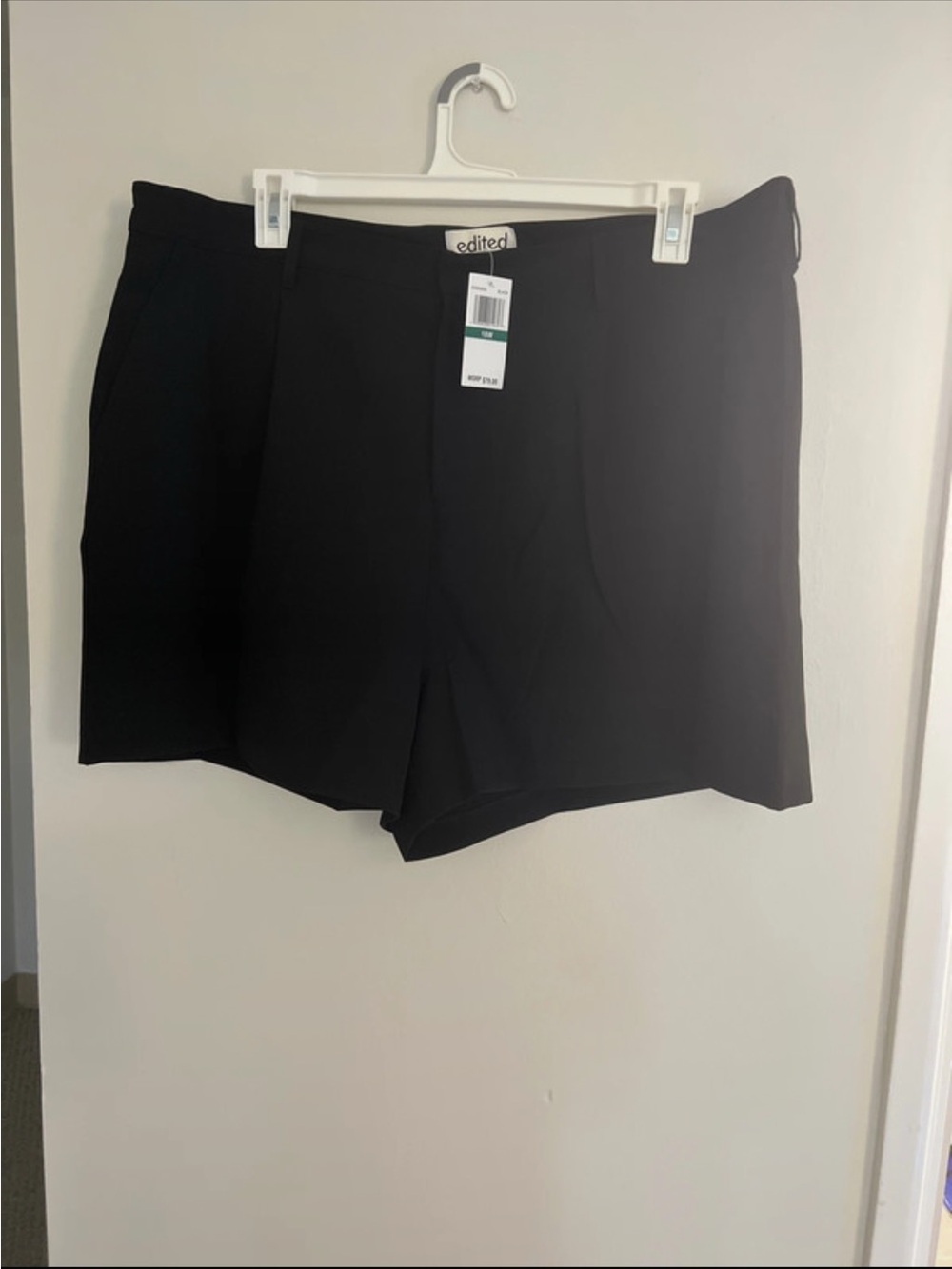 Edikted Black Women's Tailored Bermuda Shorts